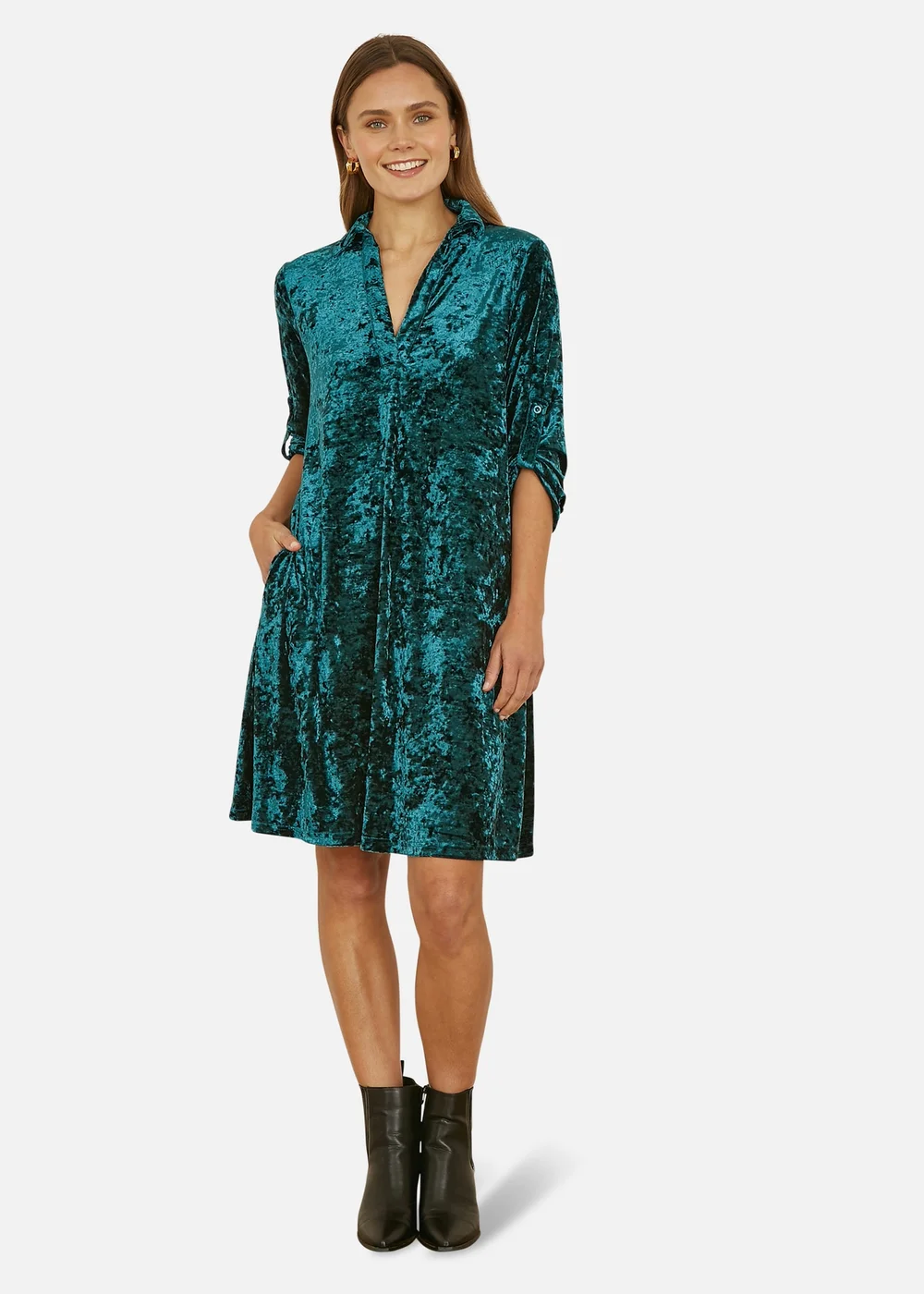 Yumi Green Velvet Tunic Dress With 3/4 Sleeves - 14 | Matalan Yumi Green Velvet Tunic Dress With 3/4 Sleeves - 14 | Matalan