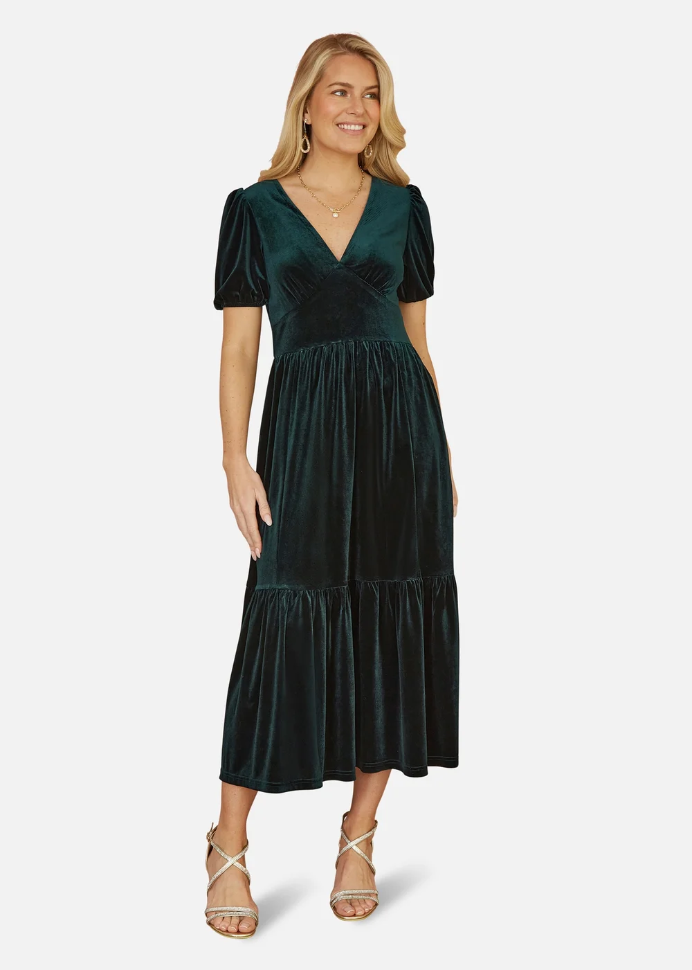 Yumi Green Velvet Midi Dress - 16 | Matalan Yumi Green Velvet Midi Dress - 16 | Matalan