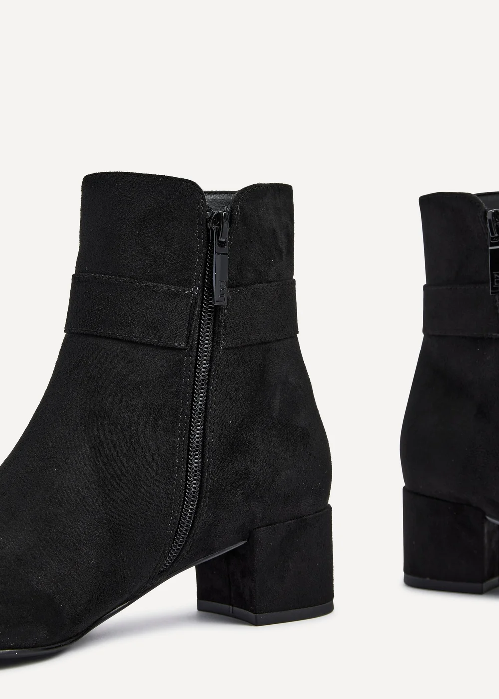 Linzi Daphne Black Faux Suede Block Heel Ankle Boot - 3 Image 5
