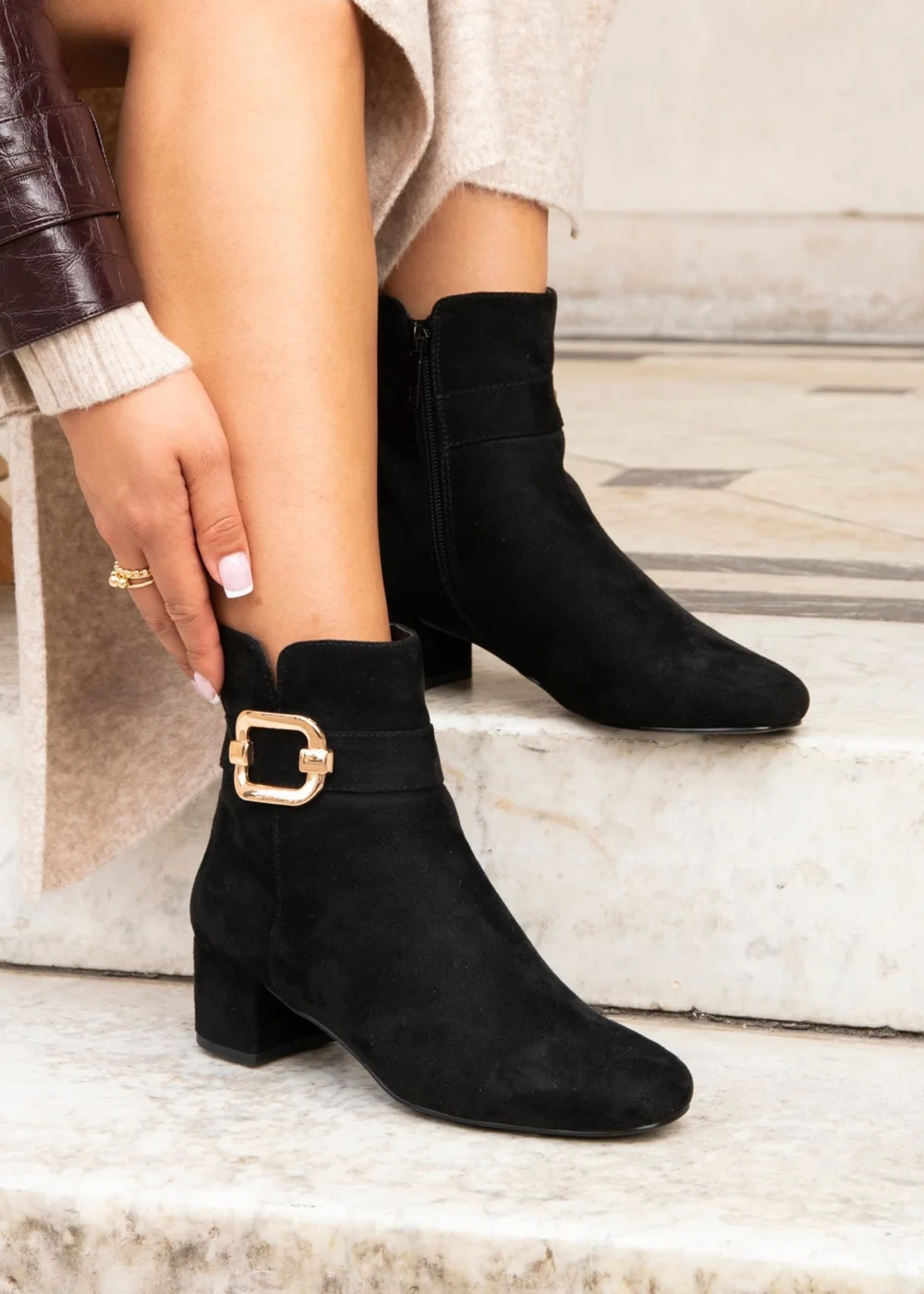 Linzi Daphne Black Faux Suede Block Heel Ankle Boot - 3 Image 1