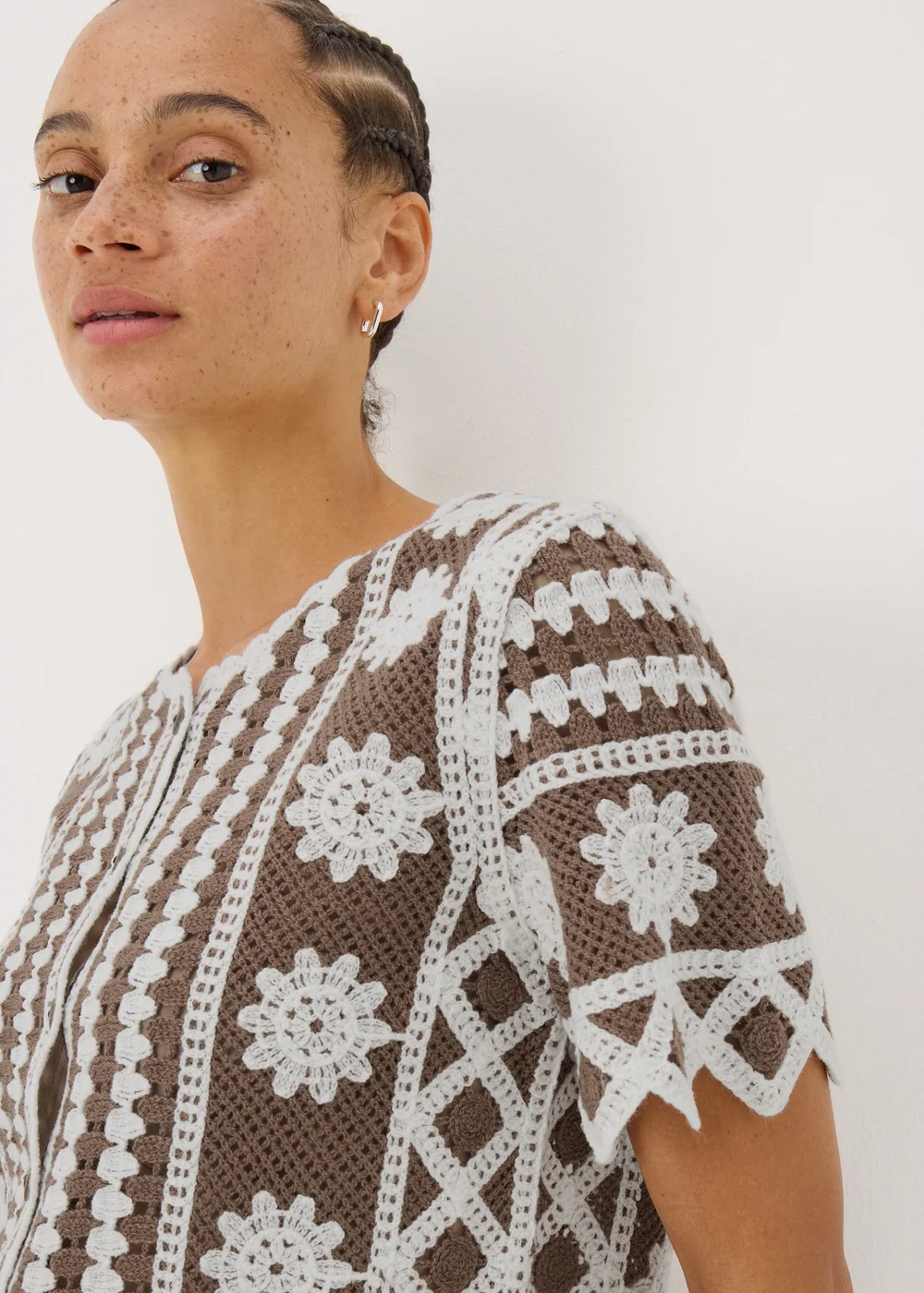 Brown Crochet Pattern Button Up T-Shirt - XS Image 2