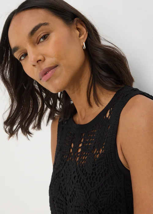 Black Crochet Vest - 8 Image 3