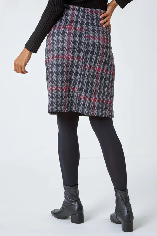 Roman Red Houndstooth Stretch Pencil Skirt - Size 16 Image 4
