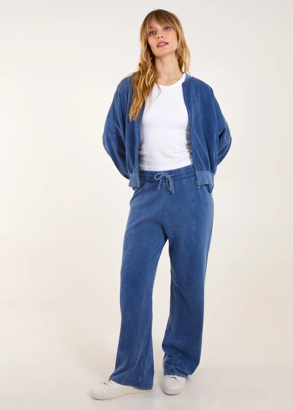 Blue Vanilla Denim Bomber Jacket & Jogger Set - Small/Medium Image 4