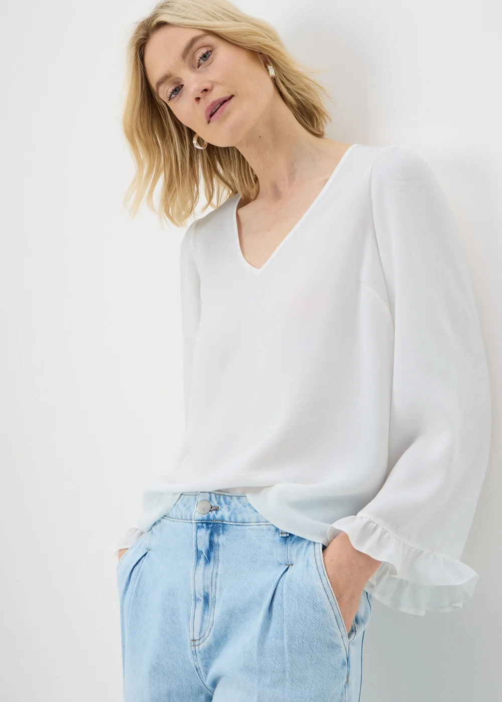 Ivory Frill Sleeve Blouse - 8 Image 3
