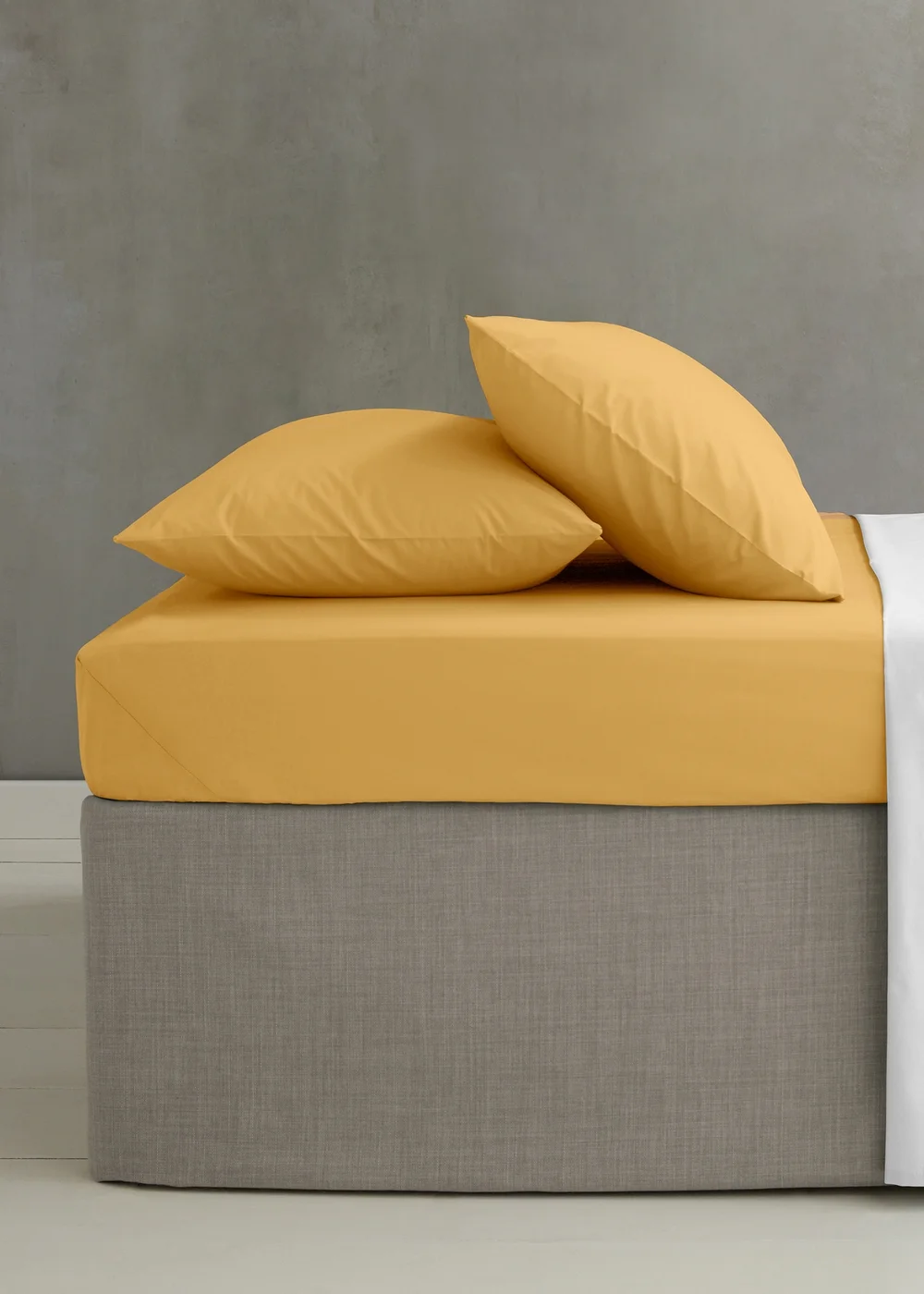 Catherine Lansfield Easy Iron Percale Standard Pillowcase Pair Yellow - 50 x 75cm Image 2