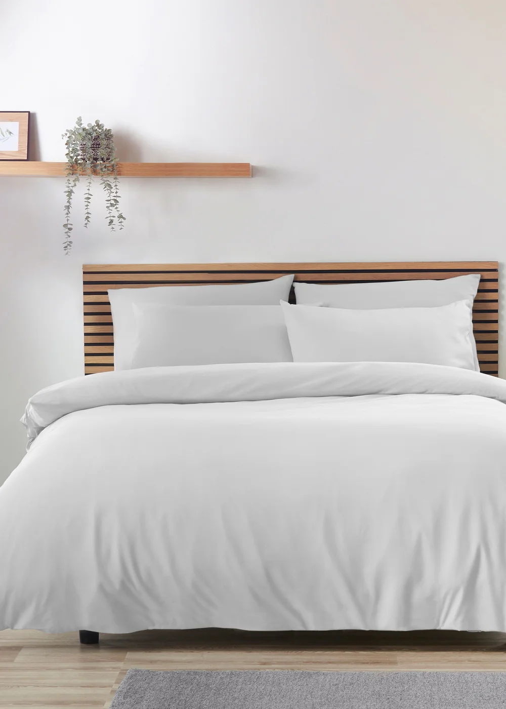 Catherine Lansfield White So Soft Non-Iron Duvet Cover Set - Single Image 1