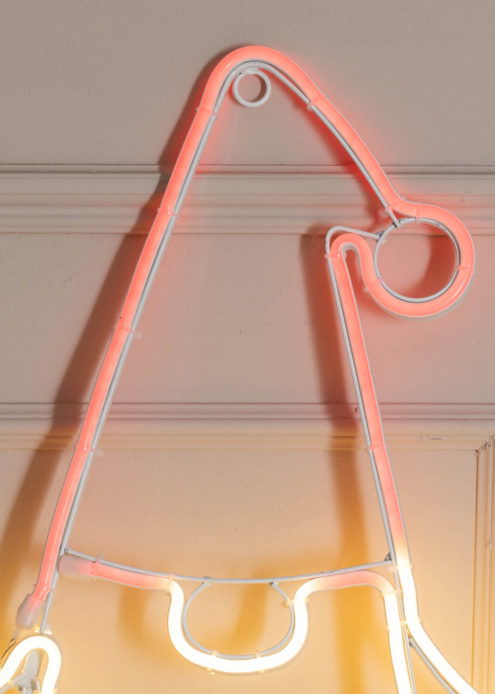 ValueLights White Gordon Neon Style LED Lit Gonk Decoration (50cm x 31cm x 2cm) - One Size Image 3