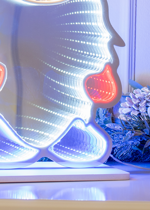 ValueLights Silver Gareth Gonk Infinity Style LED Christmas Decoration (57cm x 15cm x 20cm) - One Size Image 4