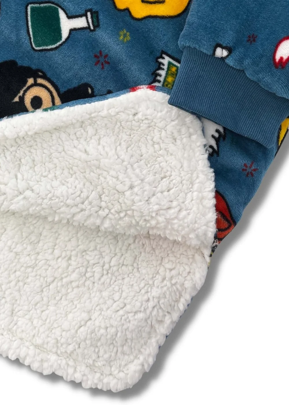 Harry Potter Hooded Sherpa Lined Fleece with Cushion Cover - Medium Image 4