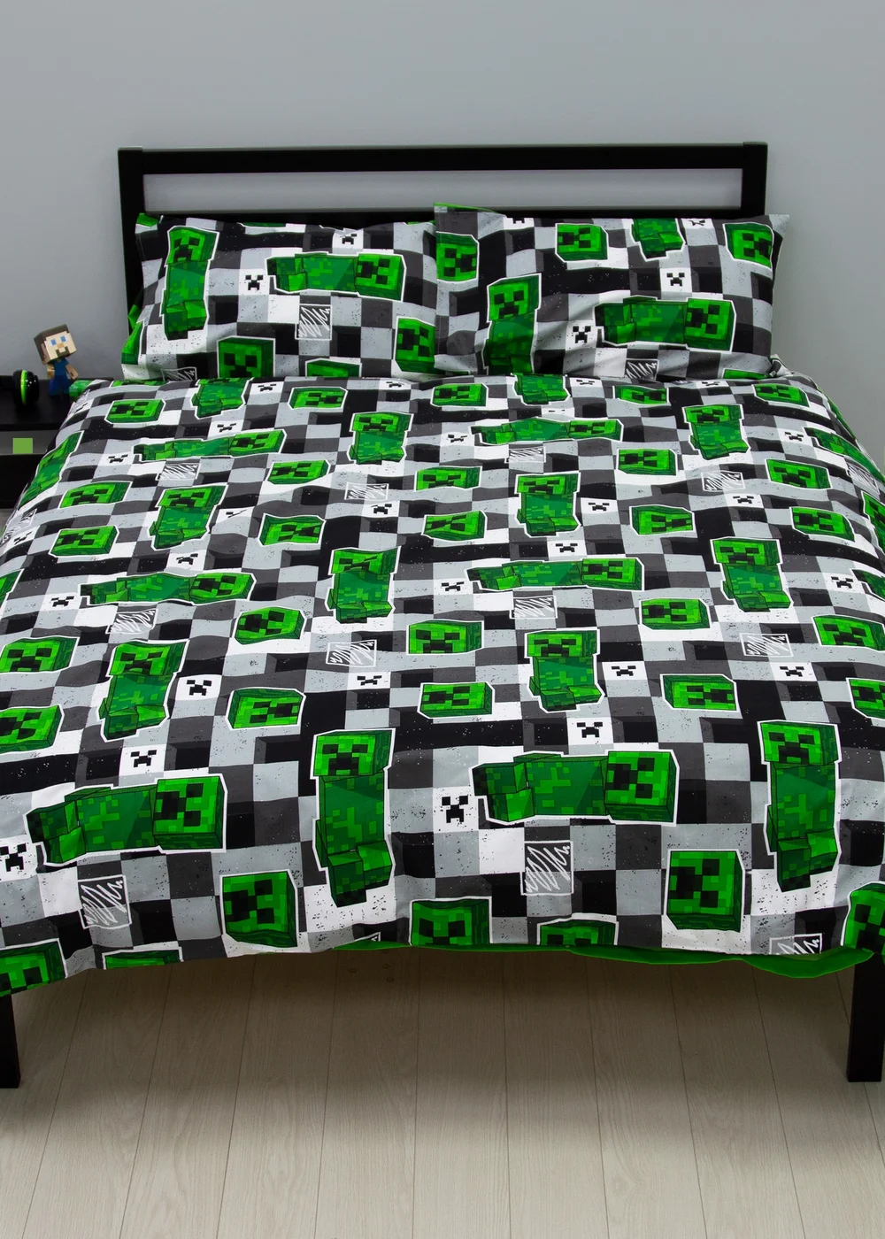 Minecraft Block Check Reversible Duvet Cover Set - Single Image 2