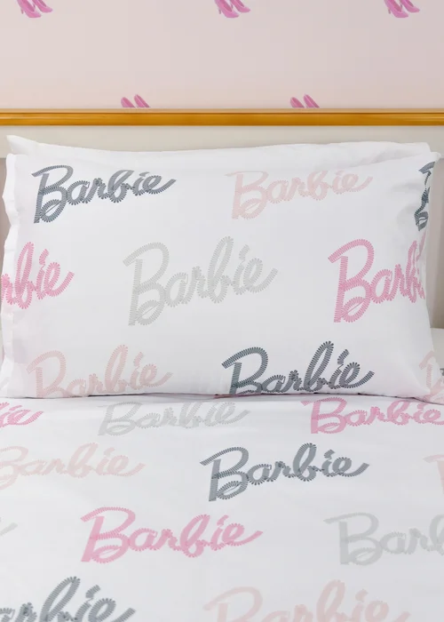 Barbie Figures Reversible Duvet Cover Set - Double Image 3