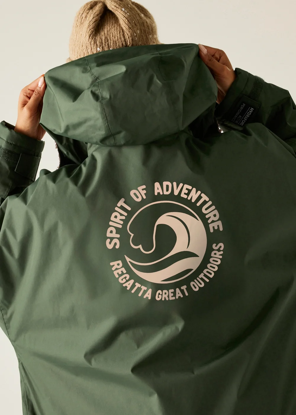 Regatta Dark Khaki Adult Waterproof Robe with Hydrafort Technology - L/XL Image 3