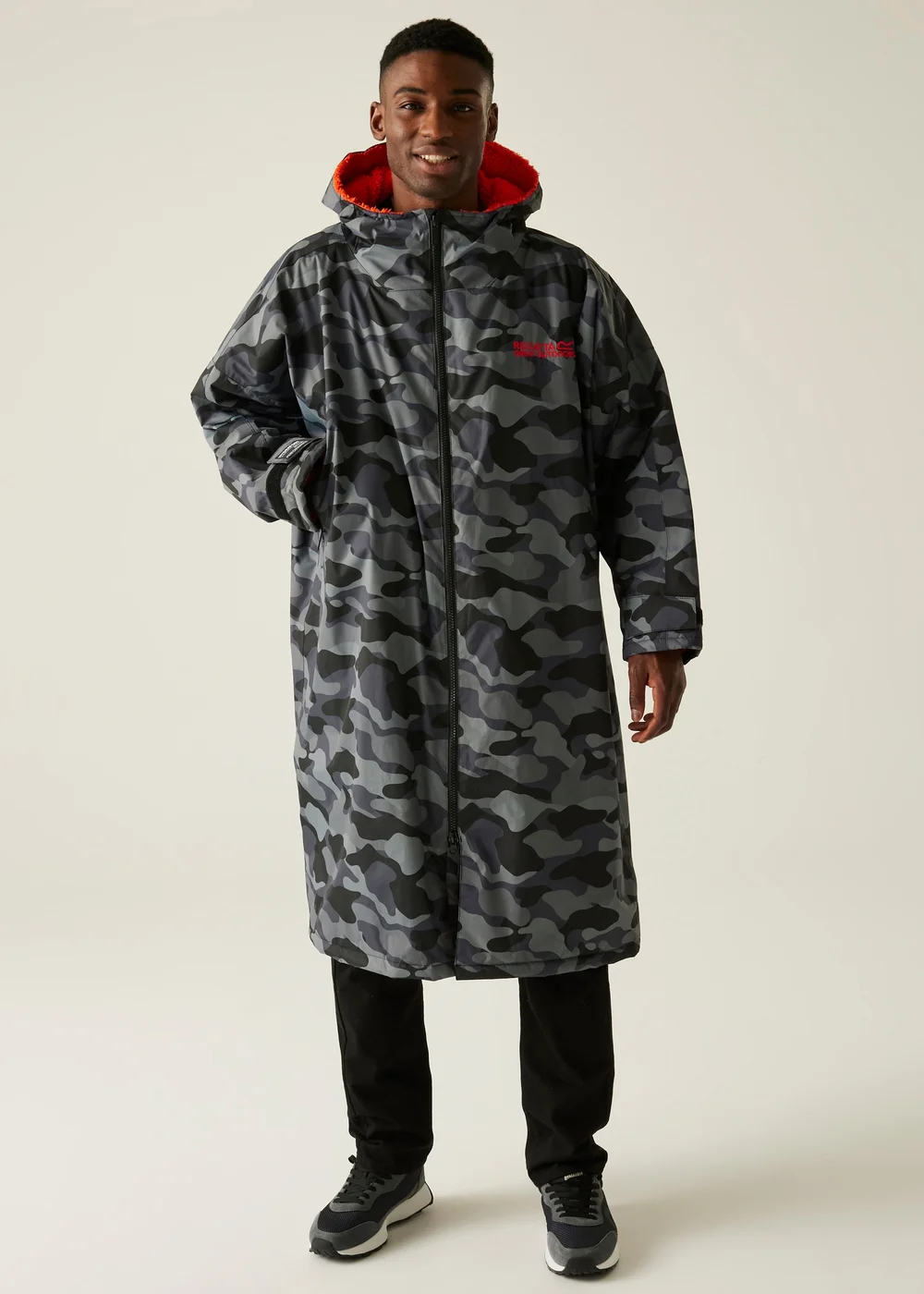 Regatta Grey Adult Waterproof Robe with Hydrafort Technology - S/M Image 3