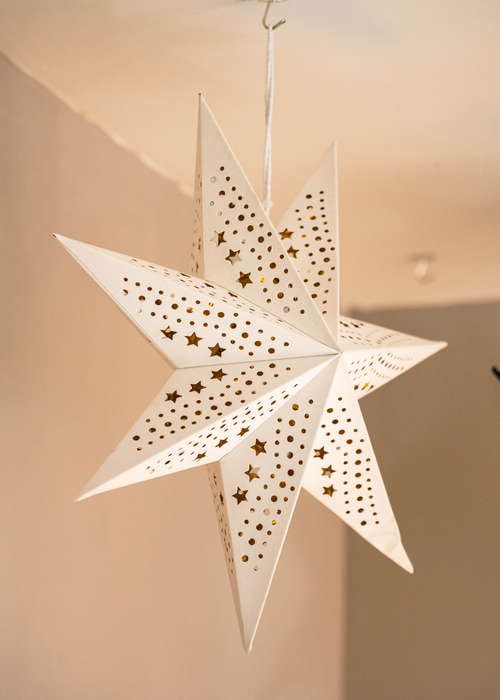 ValueLights White Velvet Star Light Plug in Wall Light Christmas Tree Topper (45cm x 45cm x 13cm) - One Size Image 2