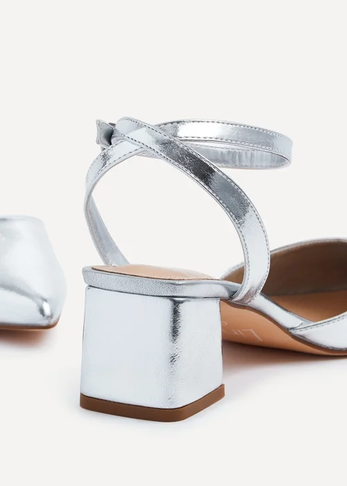 Linzi Suzy Wide Fit Silver Faux Leather Court Heel - 3 Image 5
