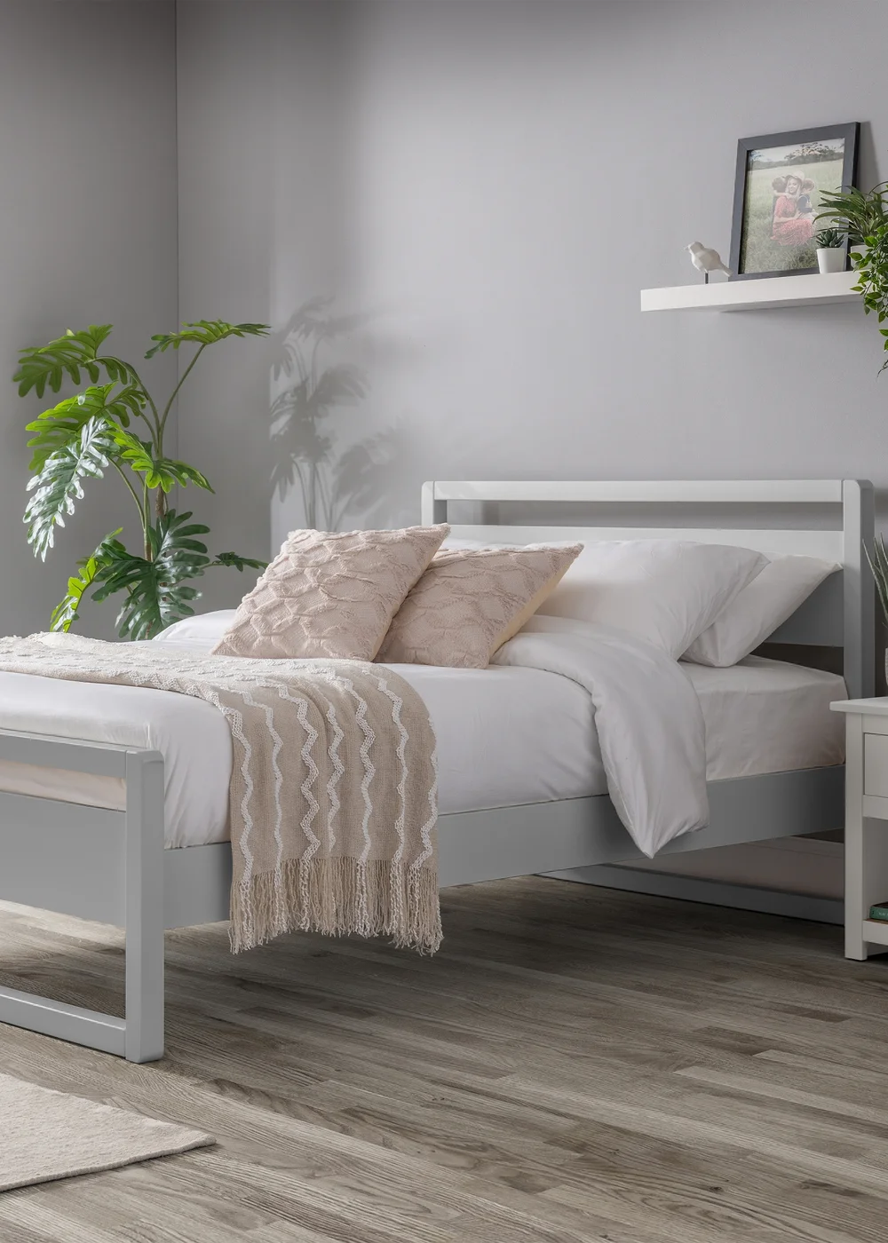 Julian Bowen Dove Grey Venice Bed - Double Image 1