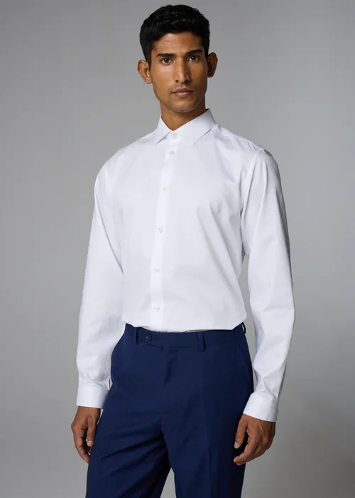 Taylor & Wright White Herringbone Regular Fit Shirt - S Image 1