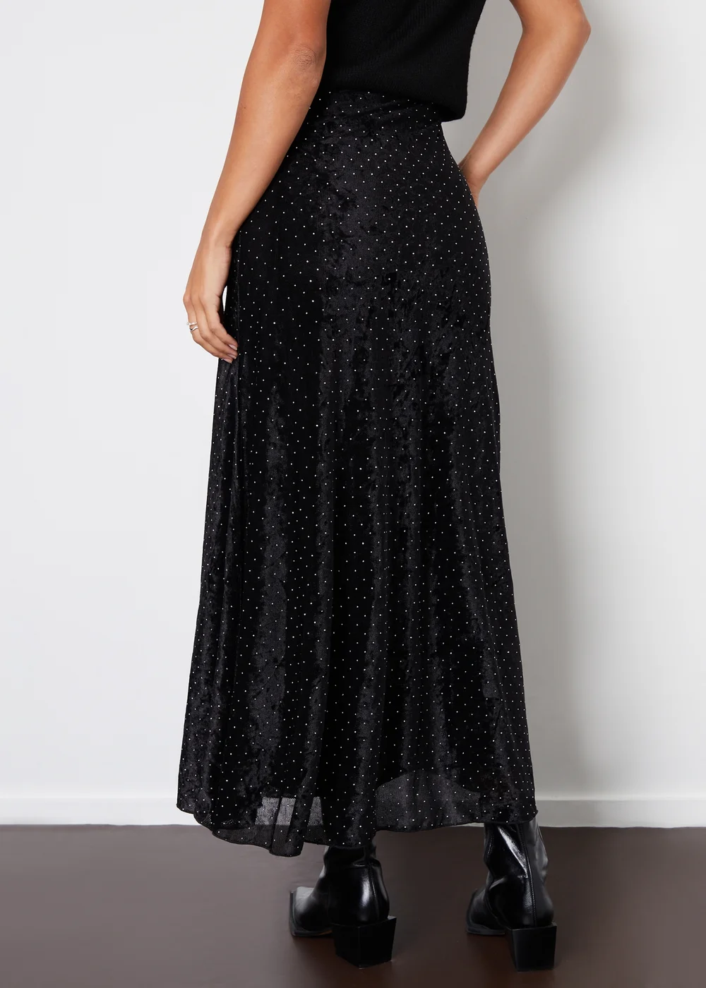 Threadbare Black Embellished Mesh Velvet Maxi Skirt - Size 12 Image 2