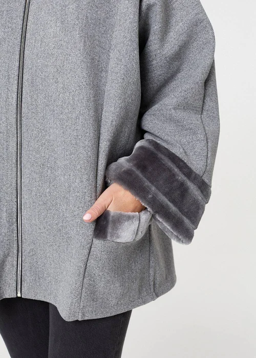 Izabel London Grey Faux Fur Trim Zip-Up Relaxed Jacket - S/M Image 3