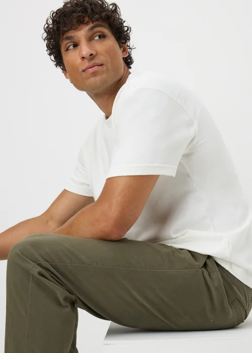 White Heavy Weight T-Shirt - XS Image 2