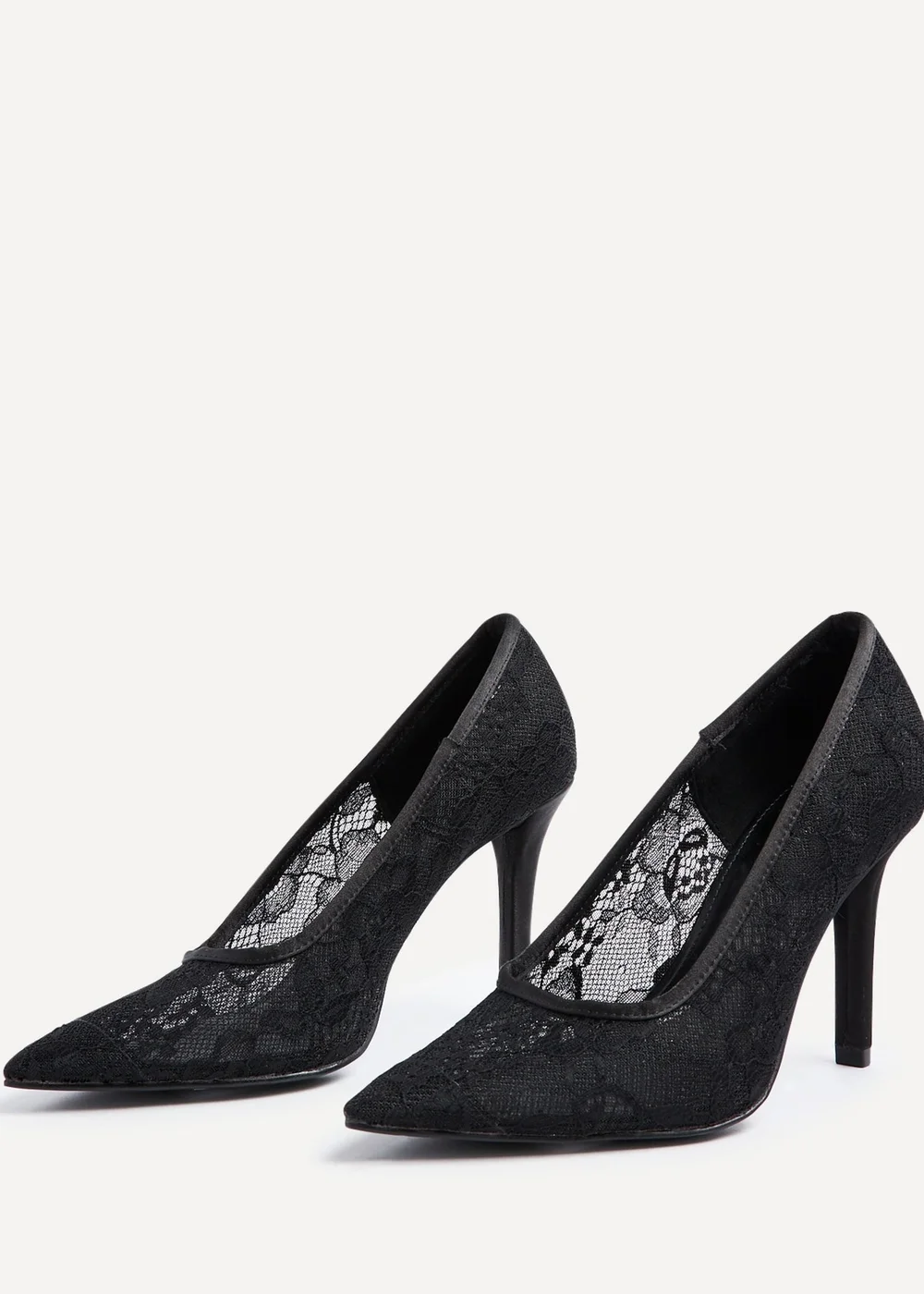 Linzi Alora Black Lace Court Heel - 3 Image 5