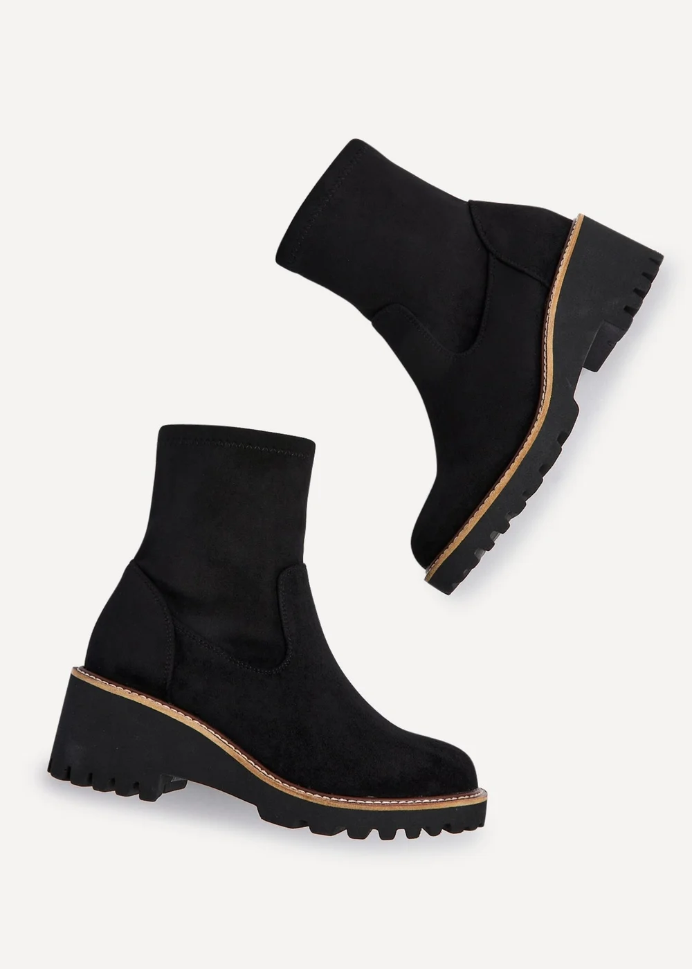 Linzi Trish Black Faux Suede Wedged Heel Ankle Boot - 3 Image 4