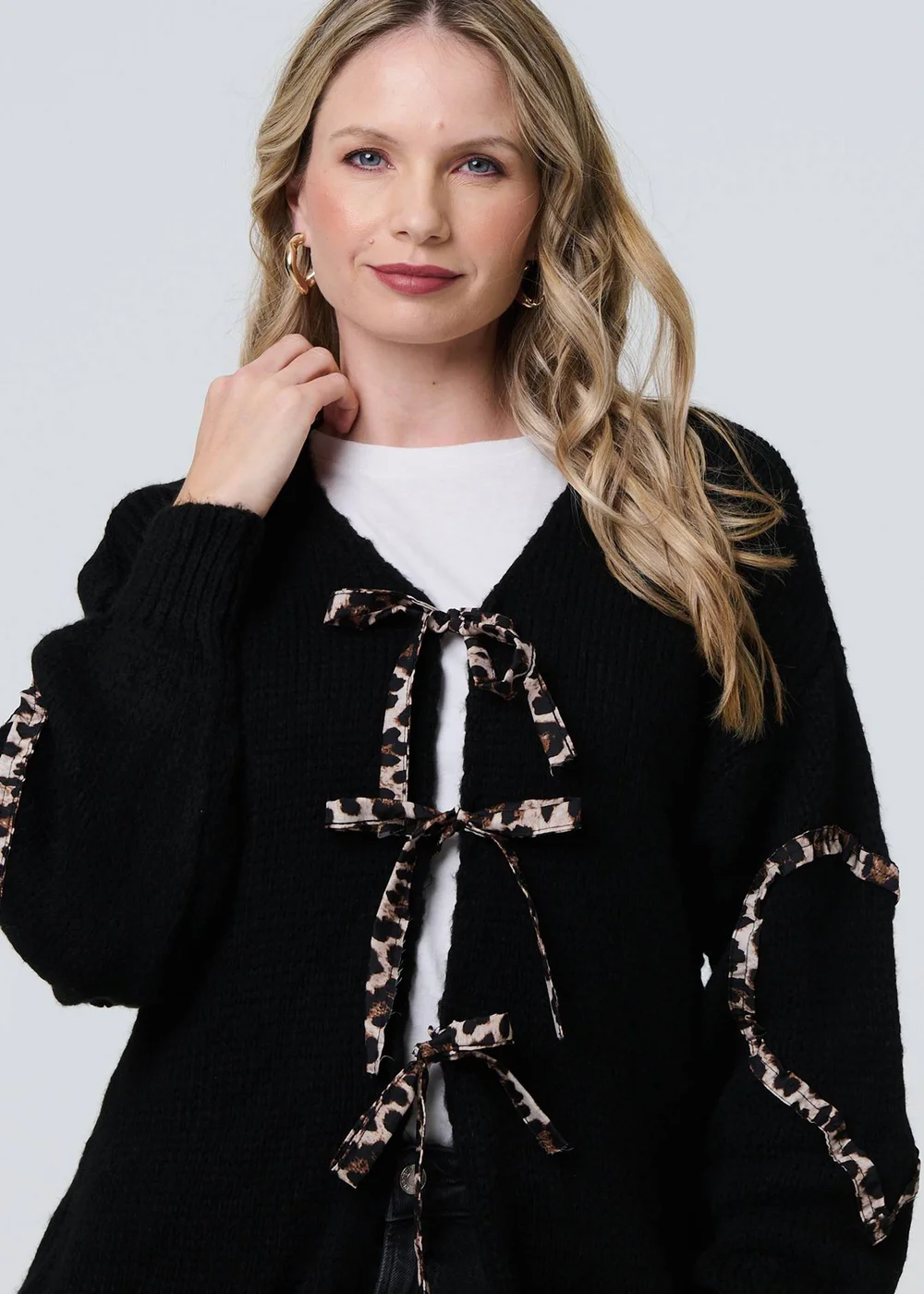 Izabel London Black Animal Print Trim Tie Front Cardigan - S Image 3