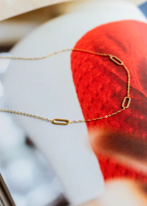 Golden Moments 9ct Yellow Gold Three Paper Adjustable Chain (12mm X 5mm) - One Size Image 2