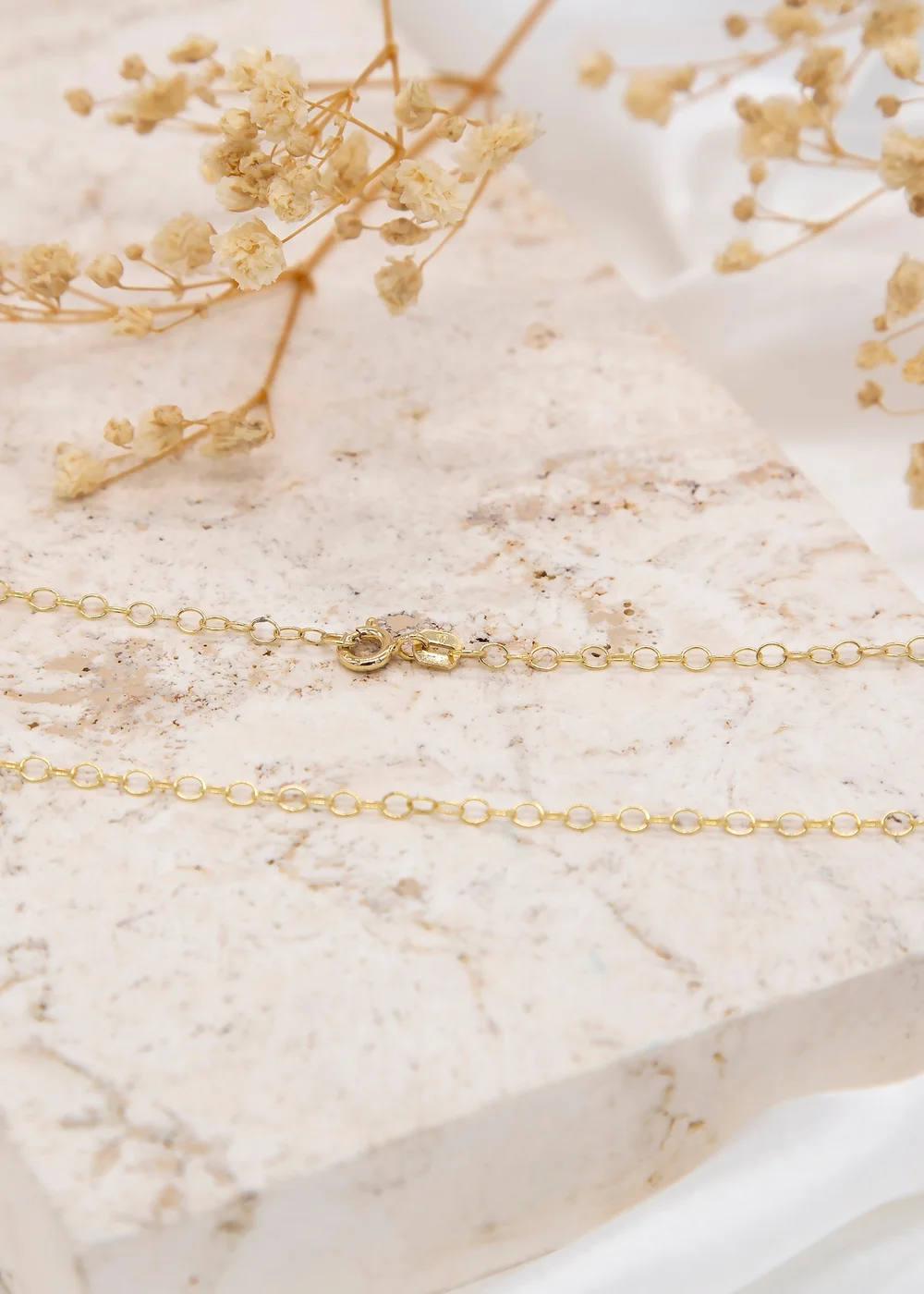 Golden Moments 9ct Yellow Gold 2.4mm 34 Trace Chain - One Size Image 2