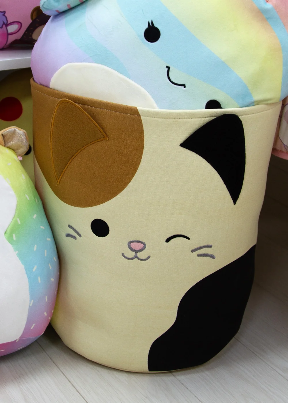 Squishmallows Beige Camcat Storage Tub (38cm x 31cm) - One Size Image 3
