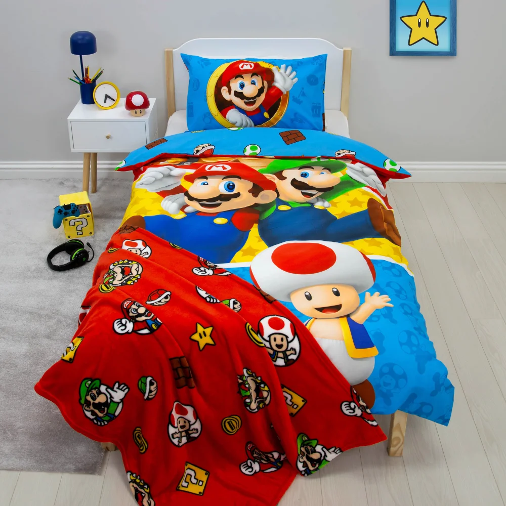 Super Mario Blue Splitter Polycotton Duvet Set - Single Image 1