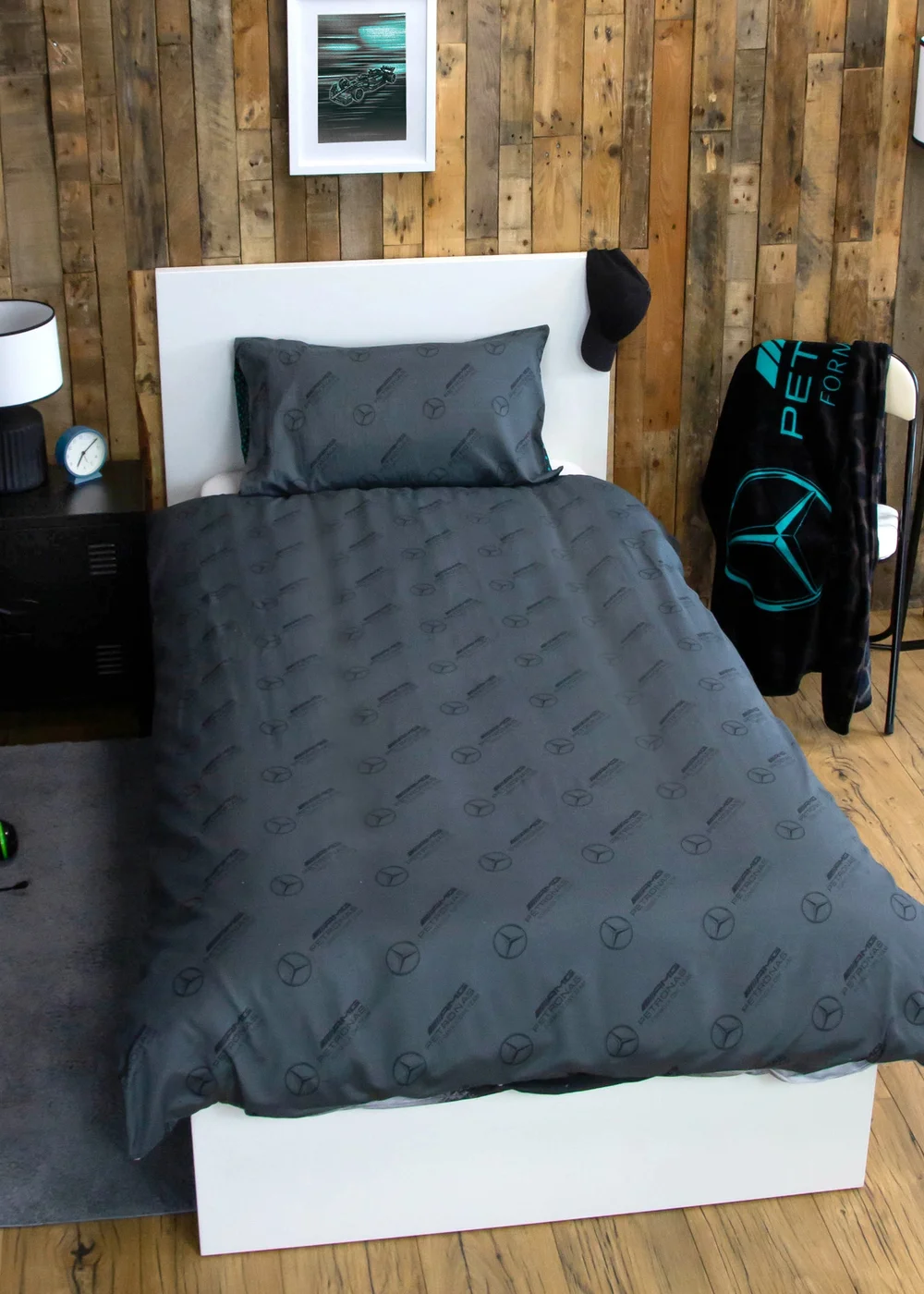 Mercedes Grey Stealth Reversible Polycotton Duvet Set - Single Image 2