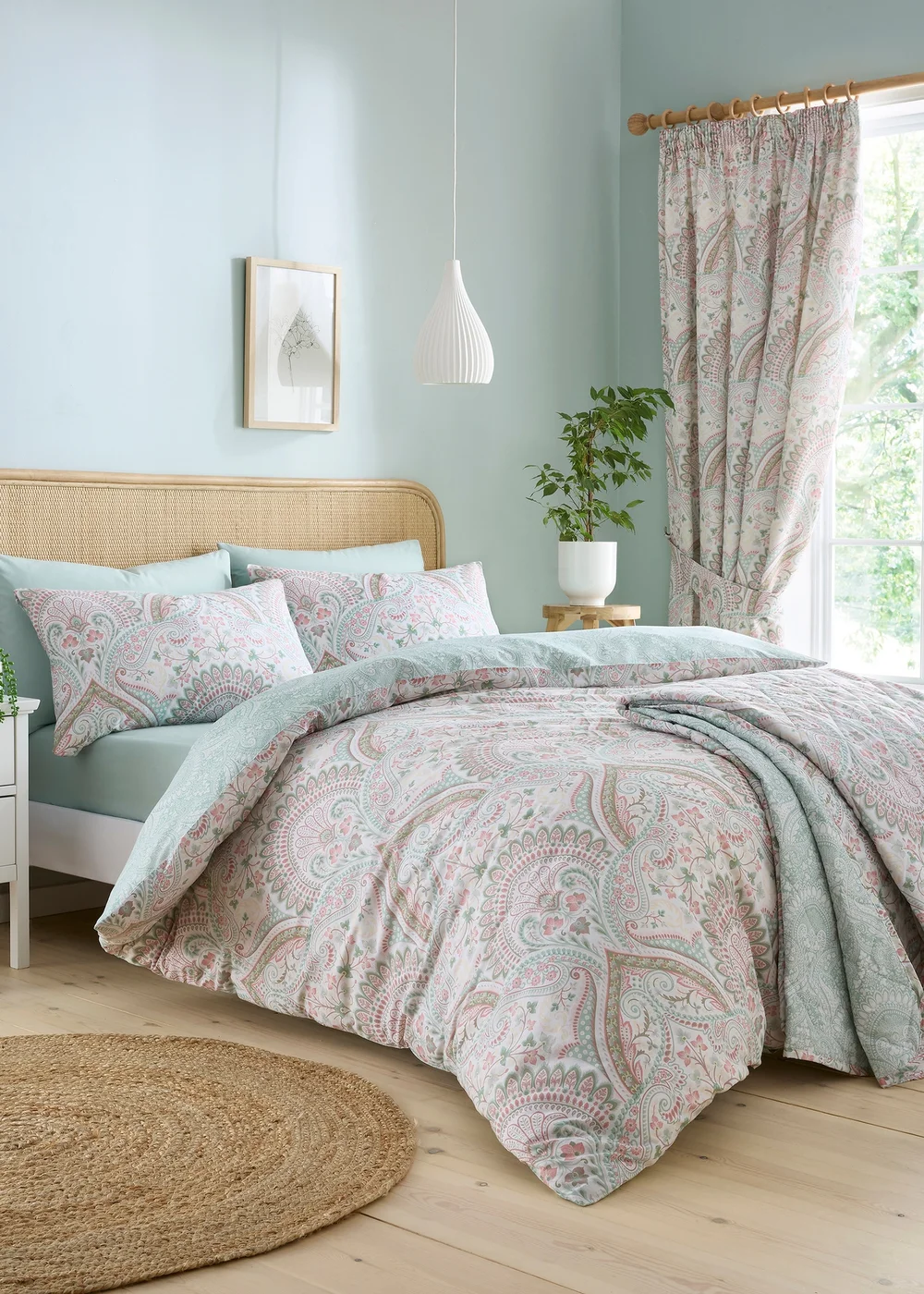 Dreams & Drapes Design Palais Quilted Green Bedspread - 230 x 195cm Image 3