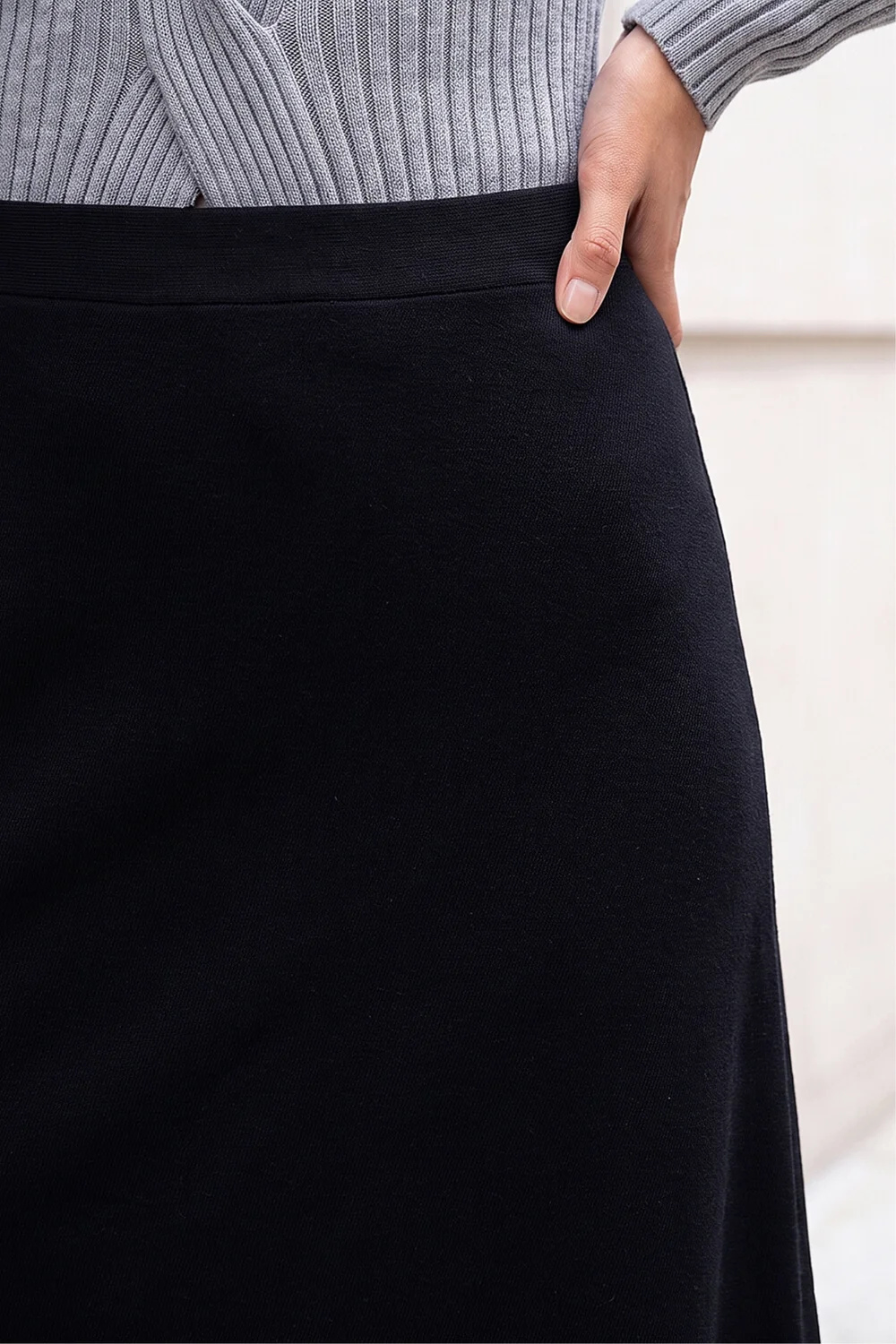 Roman Black A-Line Pull On Stretch Skirt - 14 Image 4