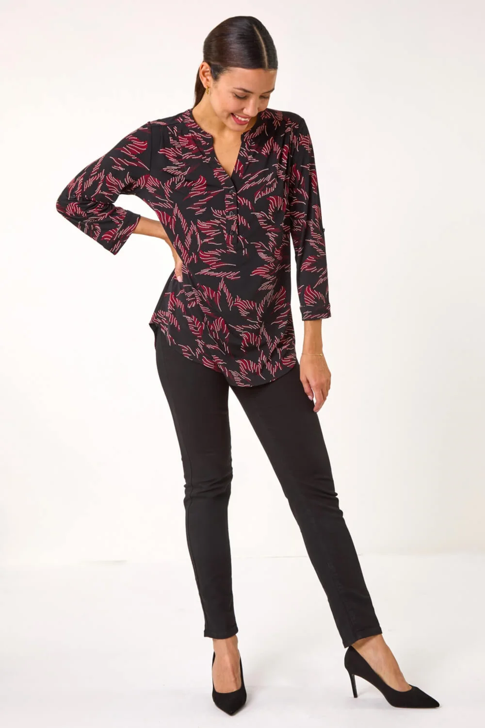 Roman Red Textured Abstract Print V-Neck Stretch Shirt - 10 Image 2