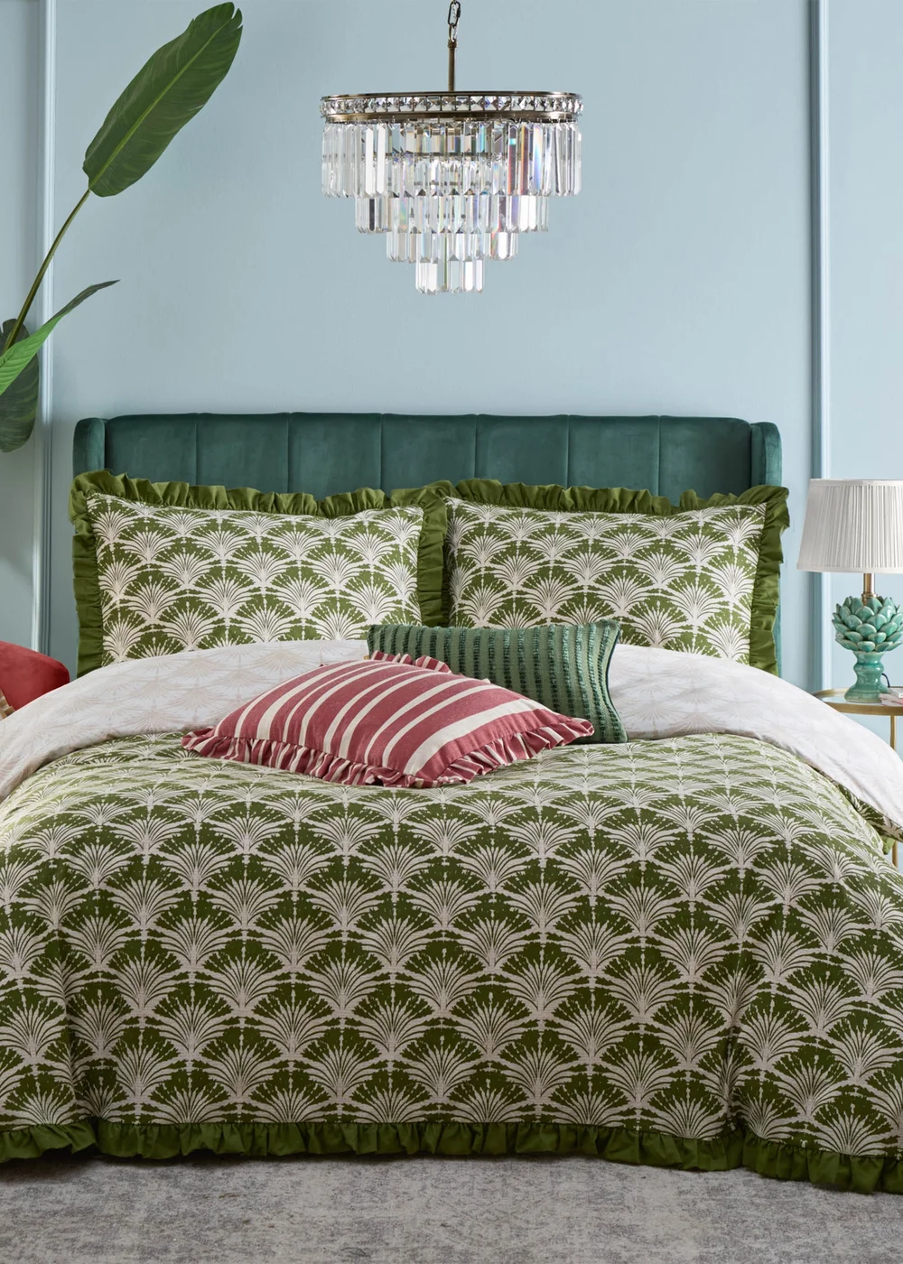 furn. Deco Palm Printed Ruffle Duvet Cover Set - Single Image 1