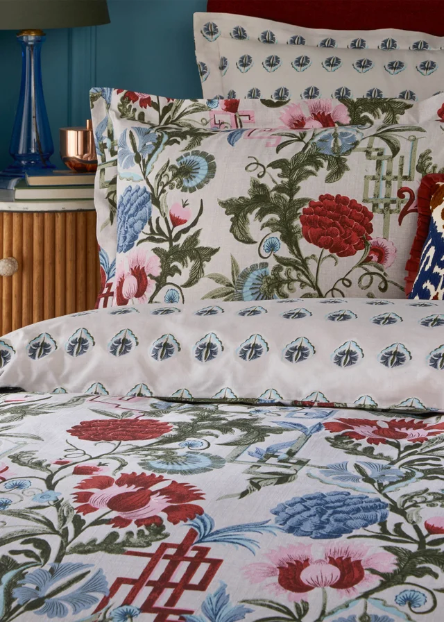 1973 Ishana Reversible Floral Duvet Cover Set - Red