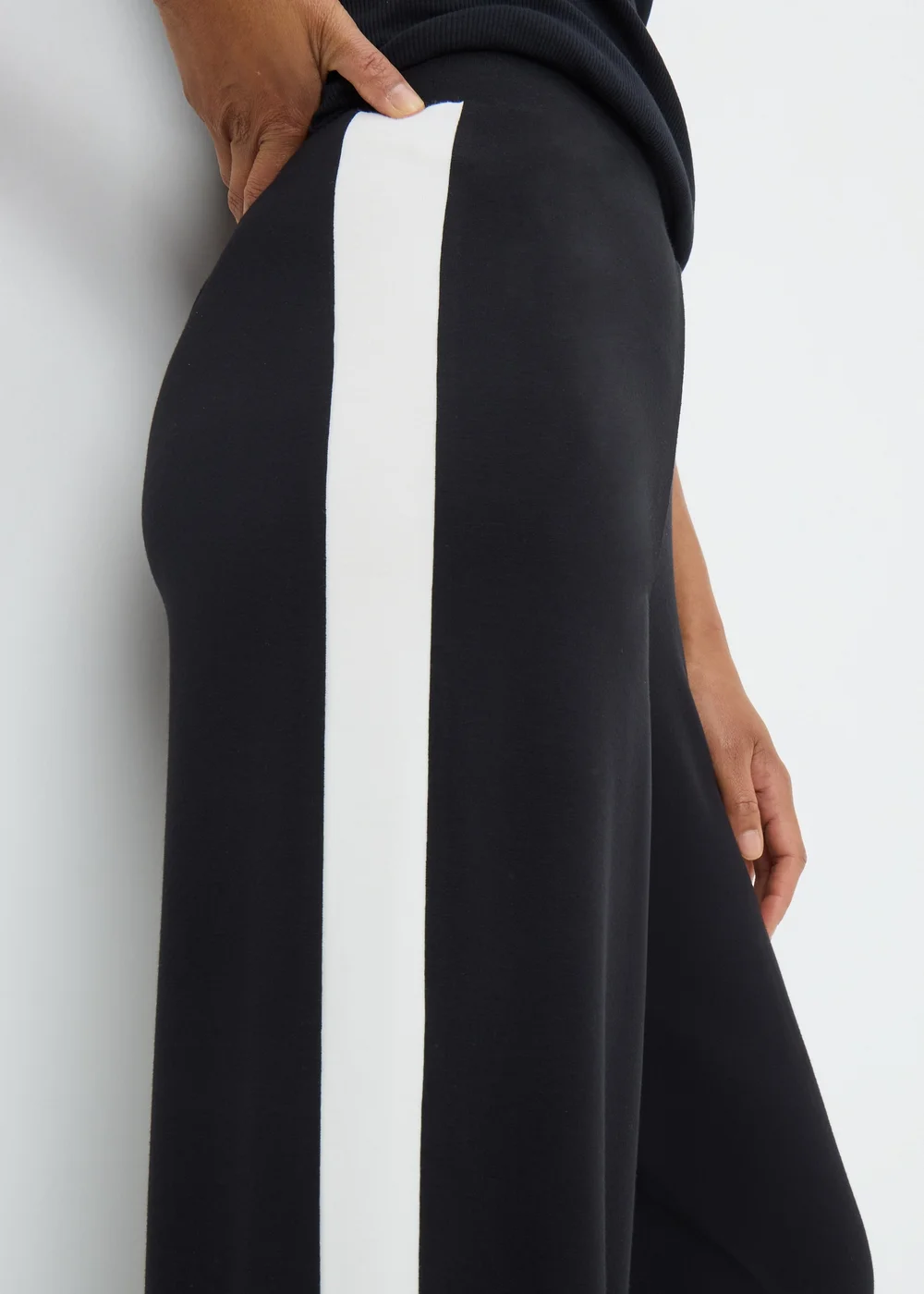 Black Side Stripe Wide Leg Trousers - 8/L29 Image 2