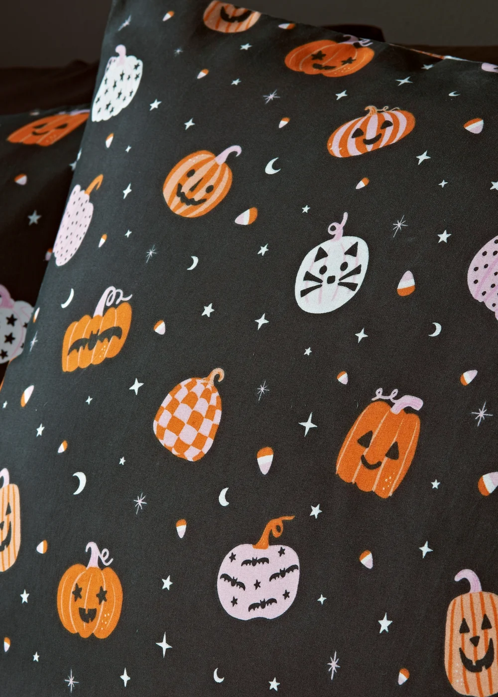 Black Halloween Pumpkin Duvet Set - Single Image 2