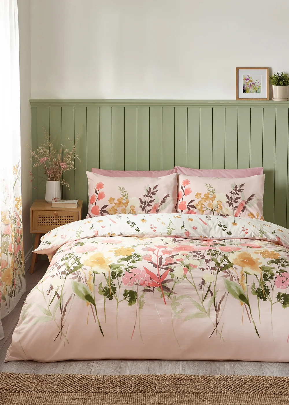 Catherine Lansfield Countryside Floral Reversible Duvet Cover Set Pink - Single Image 1