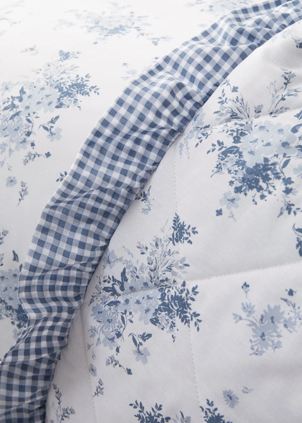 Catherine Lansfield Lucie Floral Frill Fully Reversible Bedspread 220x230cm - One Size Image 2