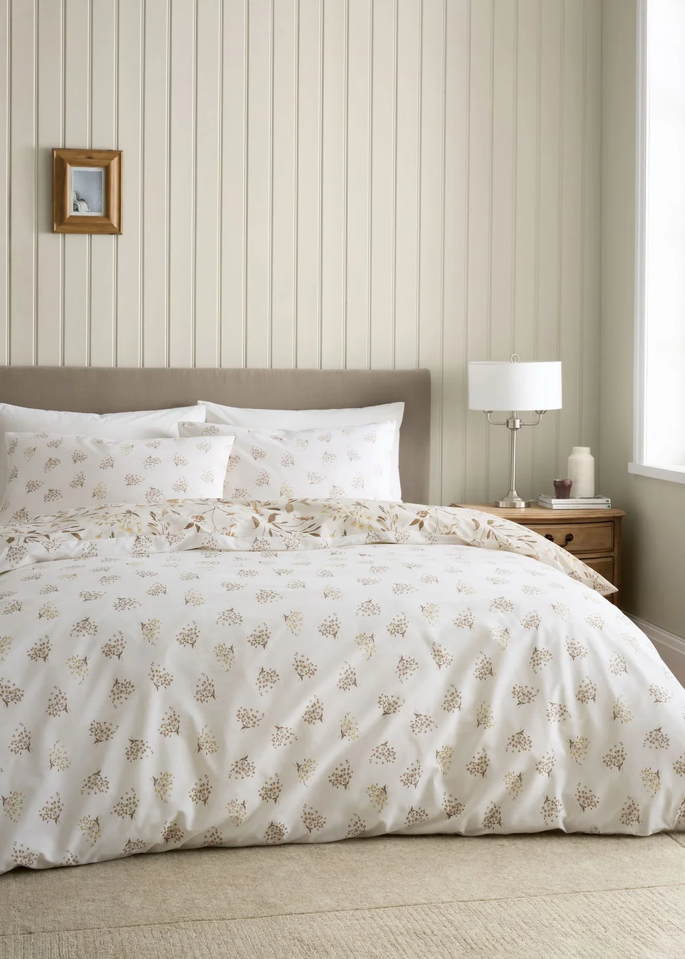 Catherine Lansfield Isadora Floral Reversible Duvet Cover Set Natural - Single Image 2