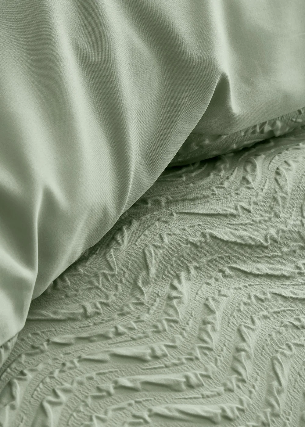 Catherine Lansfield Heatset Wave Duvet Cover Set Mint Green - Single Image 3