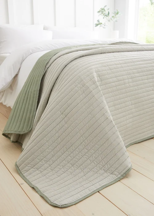 Catherine Lansfield Stripe Quilted Reversible 220x230cm Bedspread - One Size Image 1