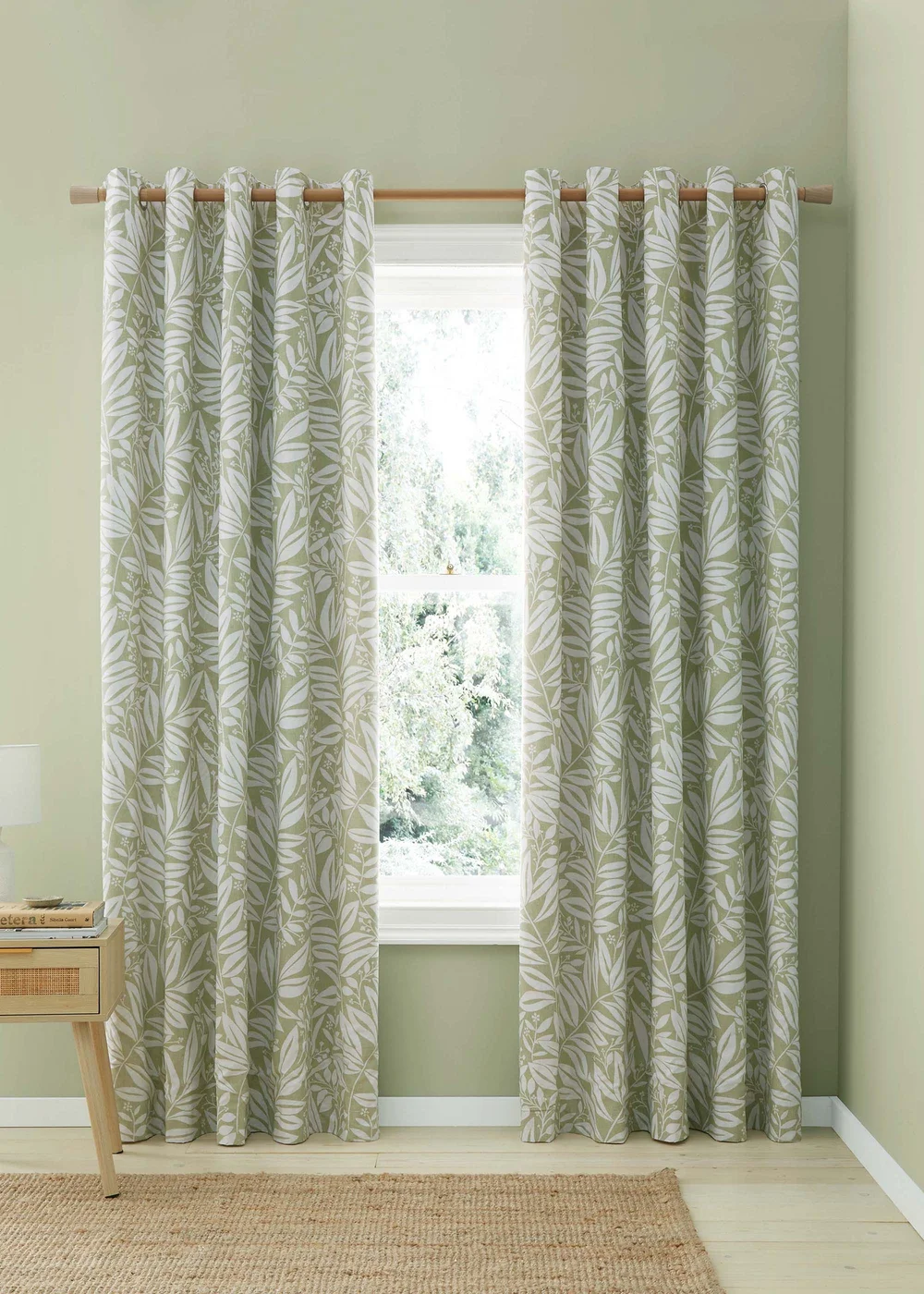 Catherine Lansfield Sorrel Leaf Fully Reversible Eyelet Curtains Green - 66W X 90D (168x228cm) Image 1