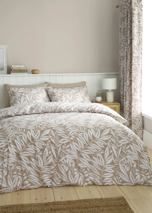Catherine Lansfield Sorrel Leaf Reversible Duvet Cover Set Natural - Single Image 1