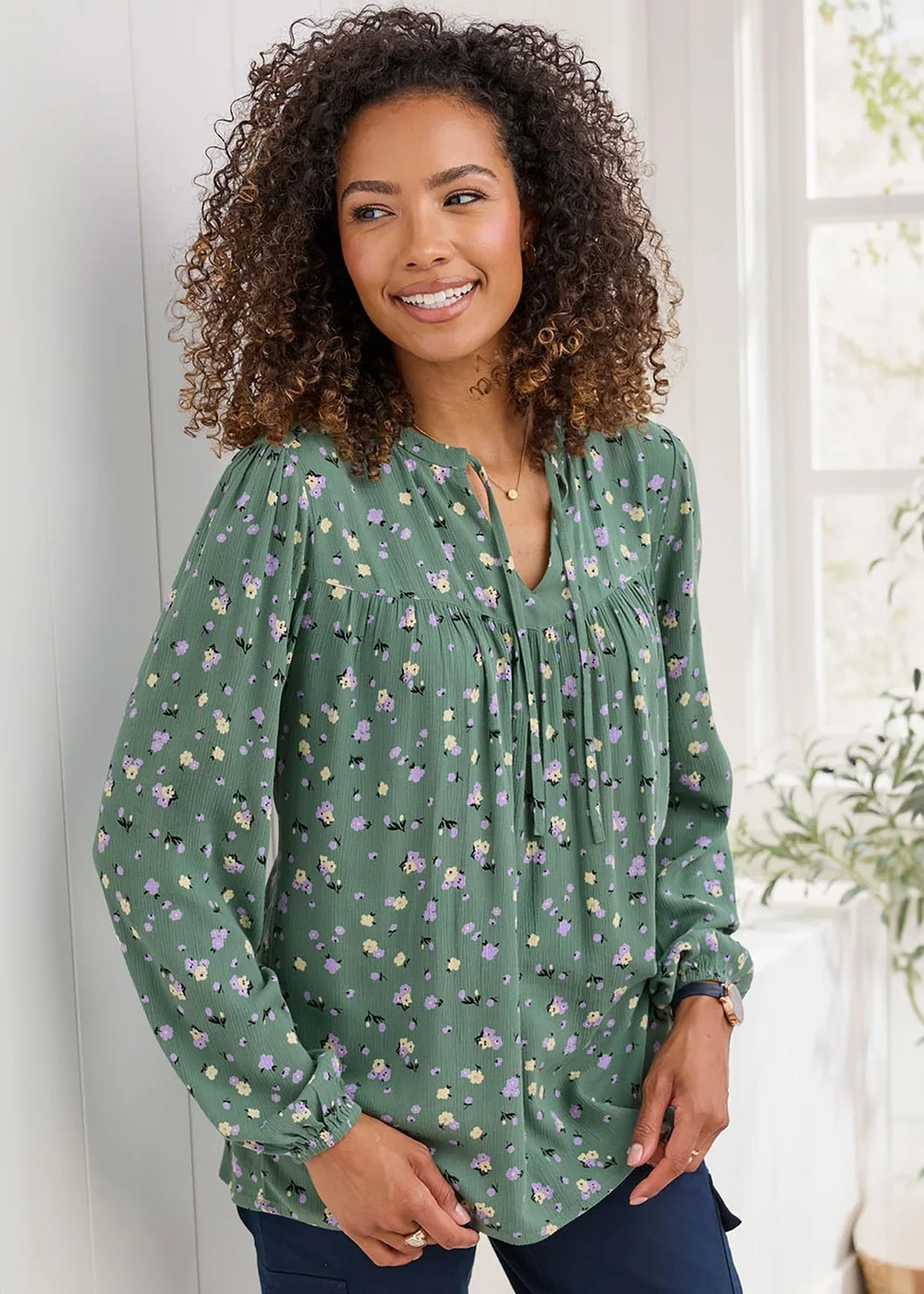 Cotton Traders Forest Green Printed Crinkle Blouse - 10 Image 4