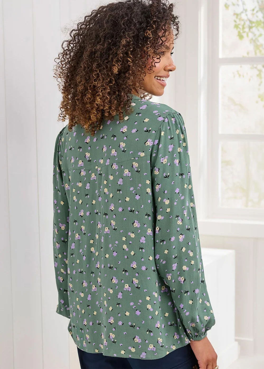 Cotton Traders Forest Green Printed Crinkle Blouse - 10 Image 2