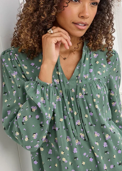 Cotton Traders Forest Green Printed Crinkle Blouse - 10 Image 3